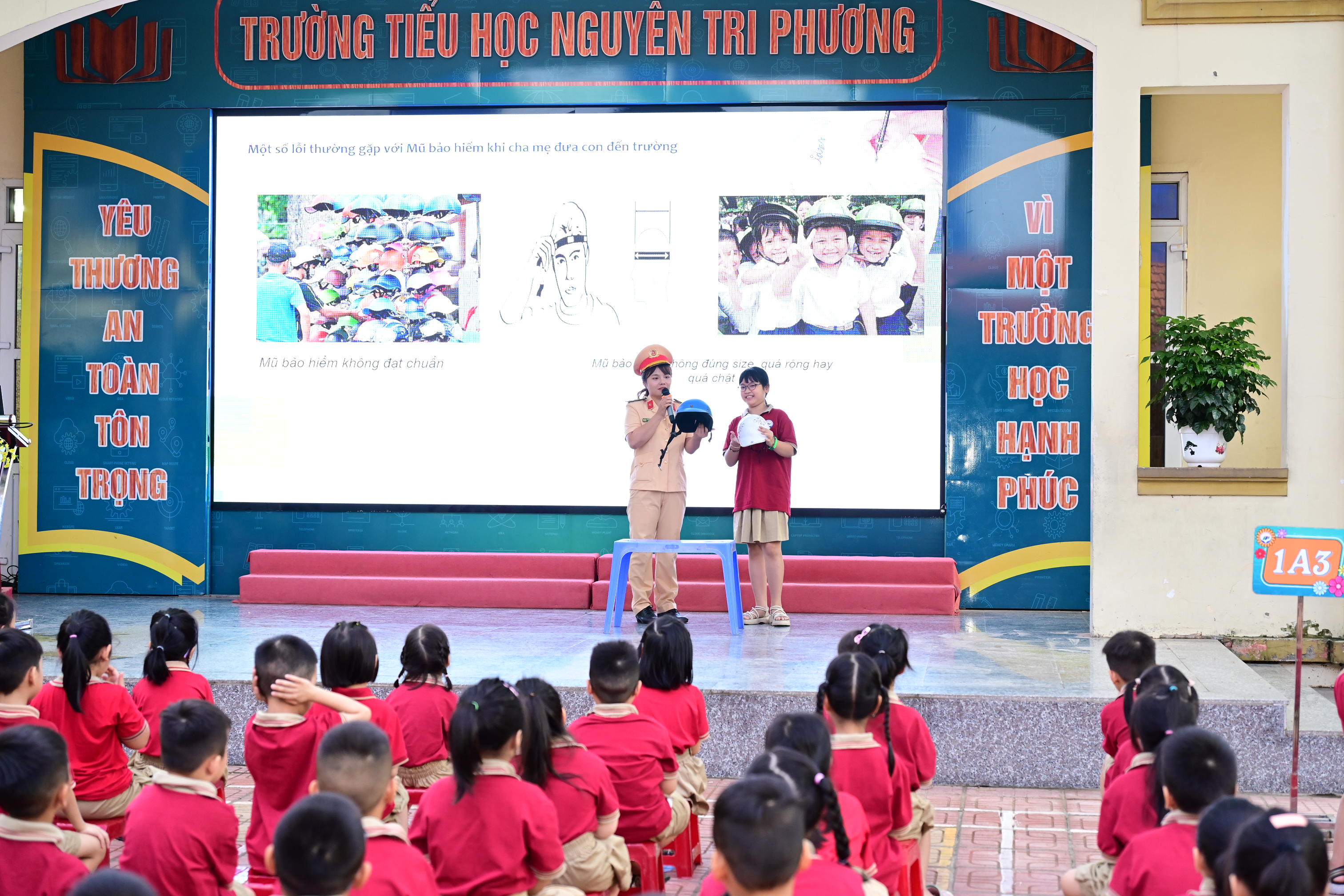 Tăng cường tuyên truyền, phổ biến pháp luật về Trật tự an toàn giao thông và tập huấn kỹ năng lái xe cho lứa tuổi học sinh